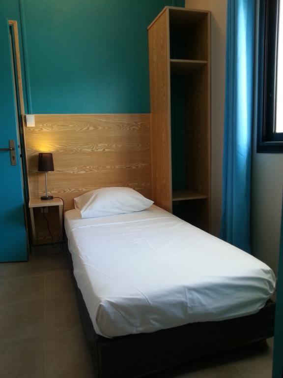 L'Annexe 66 , Saint Denis Centre Ville , A 200 M De La Rue Pietonne , Du Petit Marche Et Du Leader Price , Sur Une Rue Calme, Parking Gratuit Sur La Rue Стая снимка