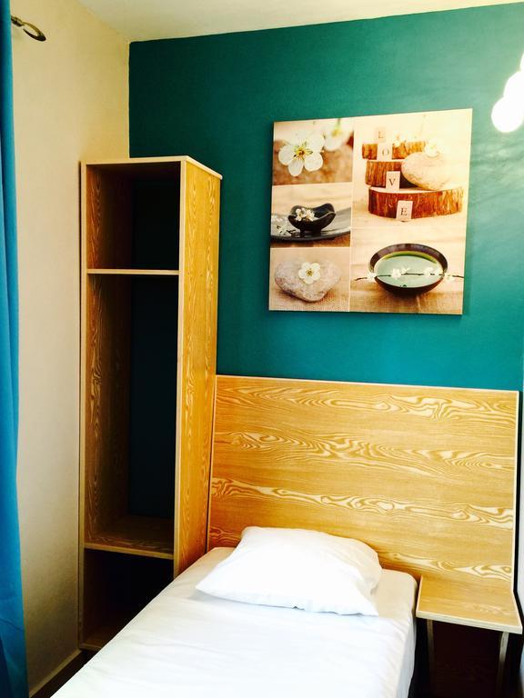 L'Annexe 66 , Saint Denis Centre Ville , A 200 M De La Rue Pietonne , Du Petit Marche Et Du Leader Price , Sur Une Rue Calme, Parking Gratuit Sur La Rue Стая снимка